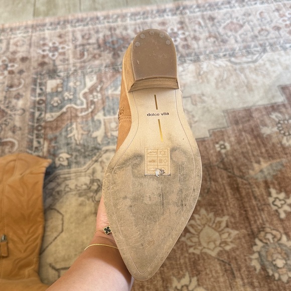 DOLCE VITA TAN WESTERN BOOTS - Picture 2 of 5